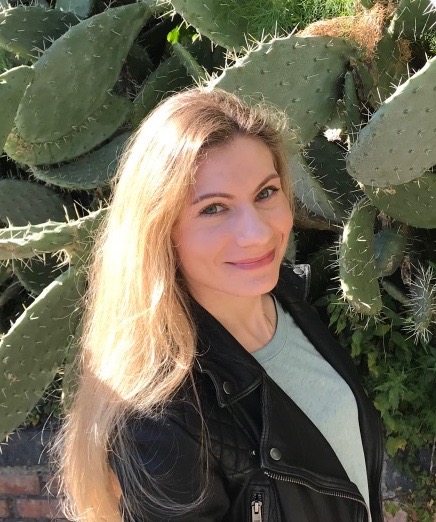 Михайлова Вікторія