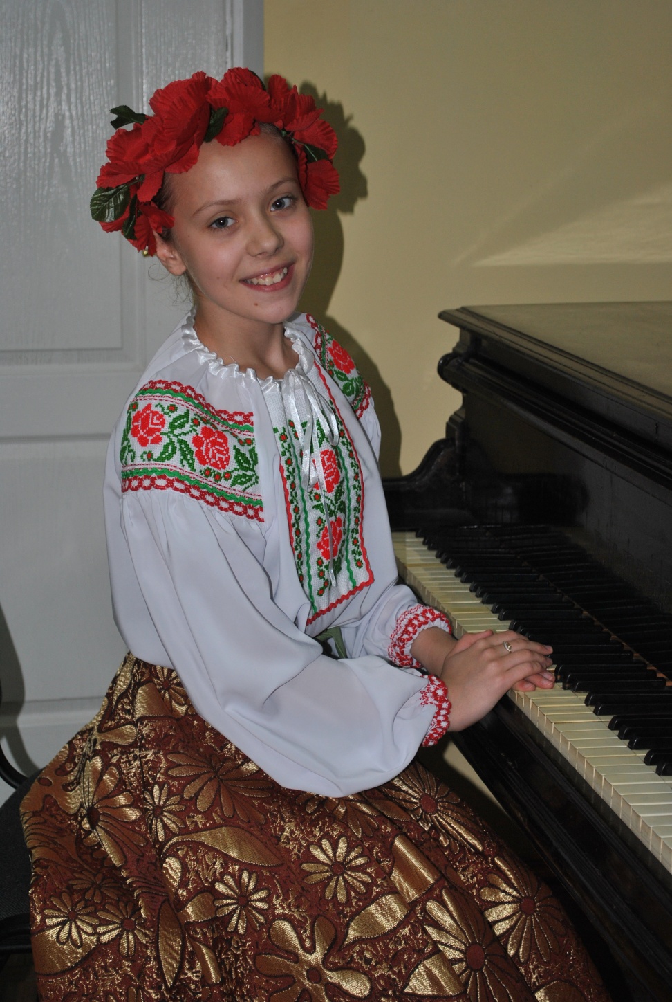 Выступает Ирочка Солонинкина , ученица музыкальной школы №9