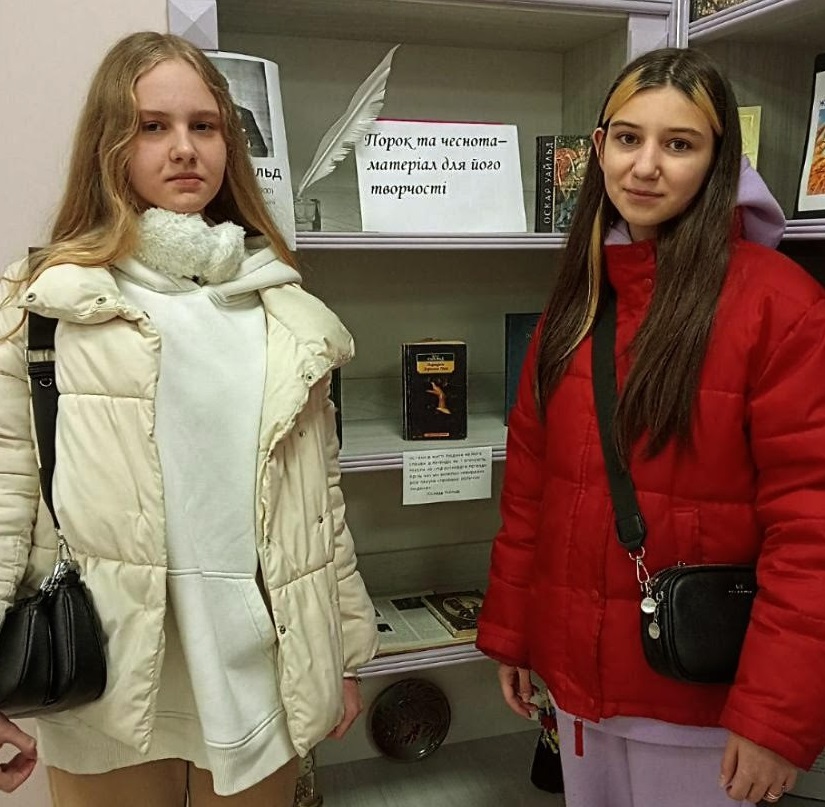 «Порок та чеснота — матеріал для його творчості»