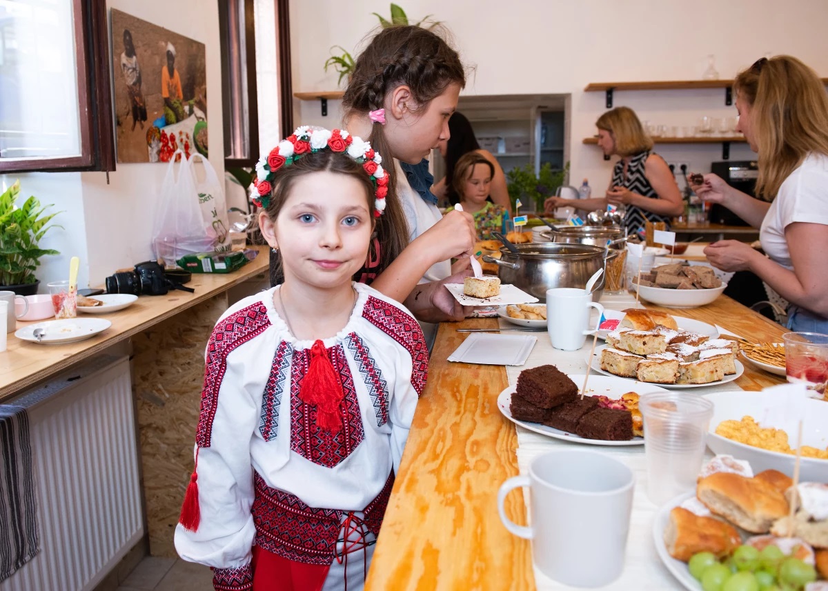 «Пливе над світом дзвін Пасхальний…»