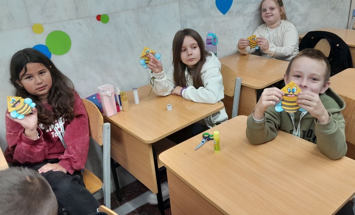 «Книжковий ювілей у Стоакровому лісі!»