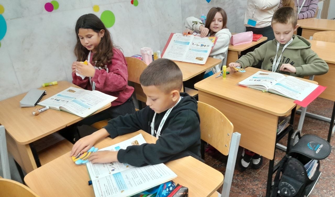 «Книжковий ювілей у Стоакровому лісі!»
